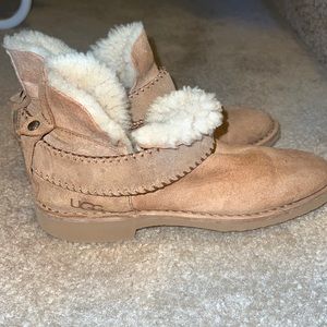 Womens Ugg boot